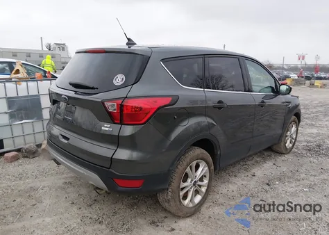 2019 Ford Escape Se z USA, uszkodzony, nr VIN 1FMCU9GD8KUC24607